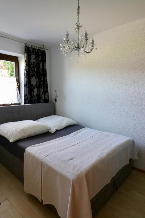 דירות Biburg86420 מראה חיצוני תמונה